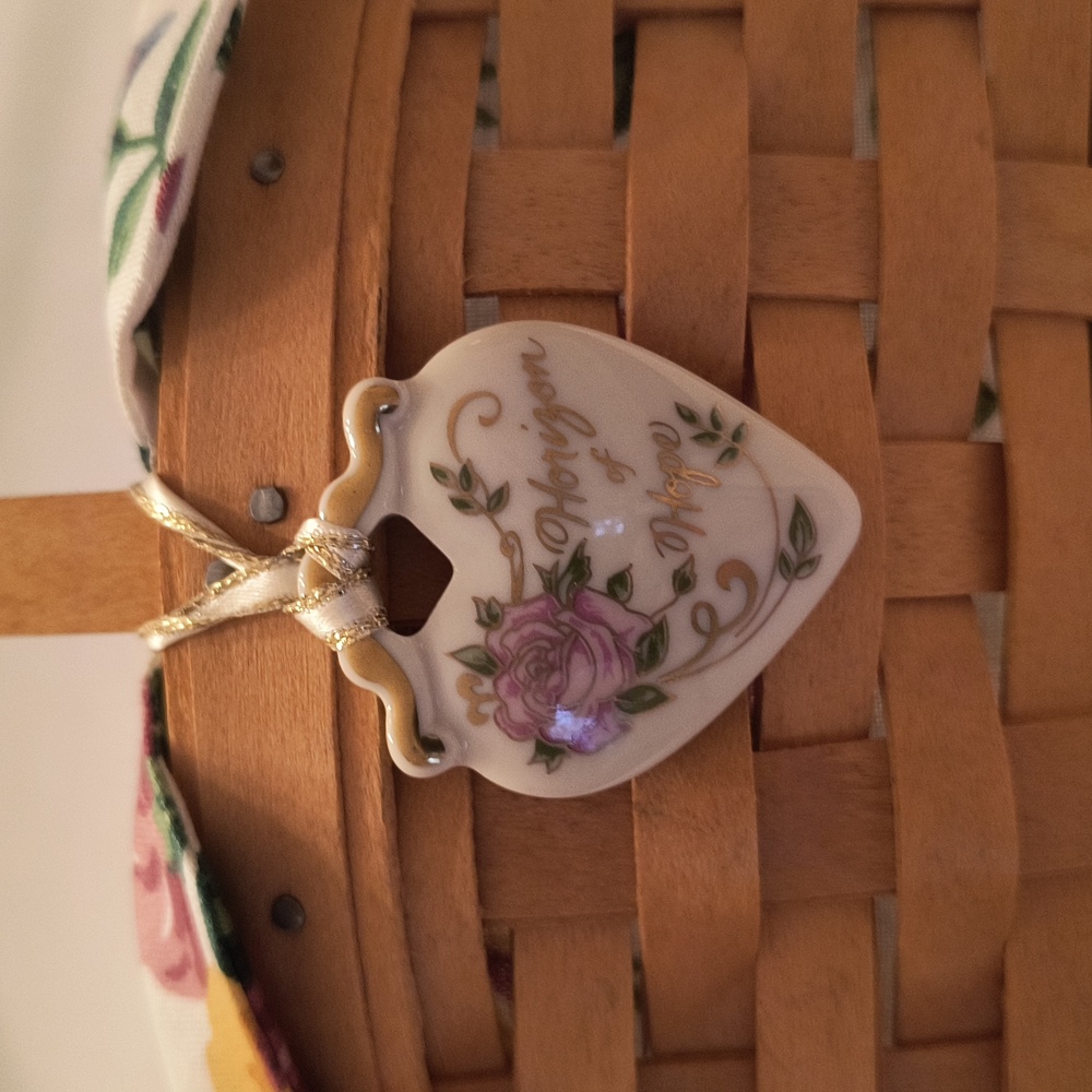 Longaberger Horizon of Hope Basket Bundle - Picture 4 of 16